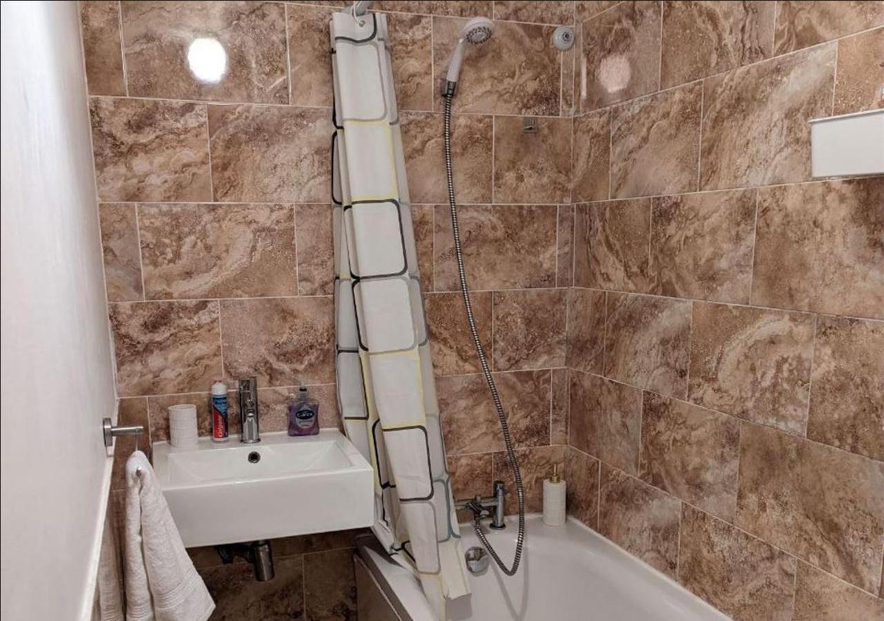 Fully-Equipped Flat In The City Of Лондон Екстер'єр фото