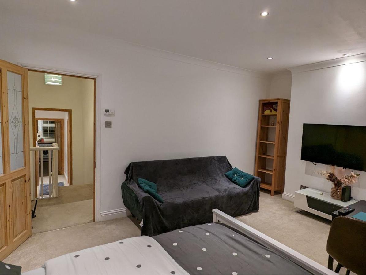 Fully-Equipped Flat In The City Of Лондон Екстер'єр фото